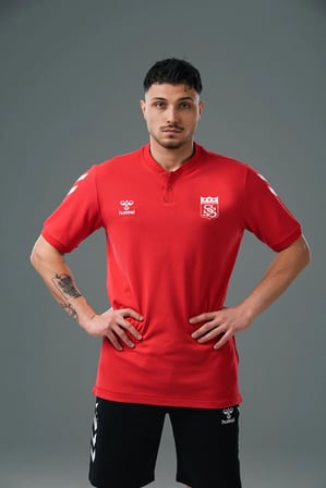 Hummel Armin Pamuklu Bebe Yaka Tişört Kırmızı Sivasspor