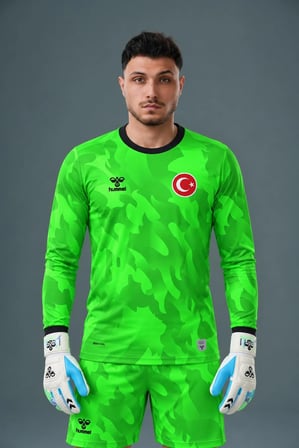 Hummel Elegance Milli Takım Kaleci Forma Takımı Neon Yeşil