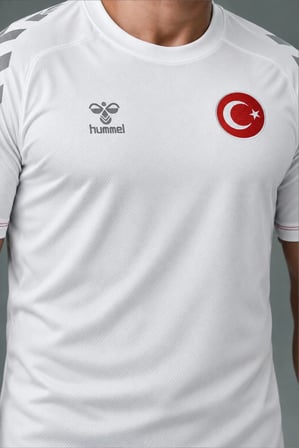 Hummel Armin Milli Takım Pamuklu Antrenman Tişört Beyaz