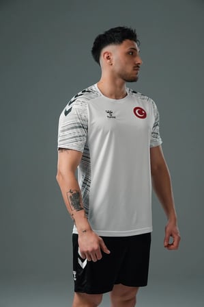 Hummel Milli Takım Line Antrenman Tişört Beyaz