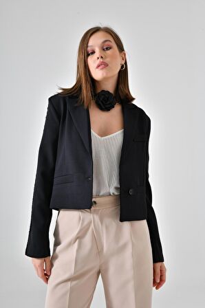 Siyah Kol Detaylı Regular Blazer Ceket