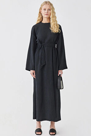 Siyah Geniş Kollu Kuşaklı Dokuma Elbise
