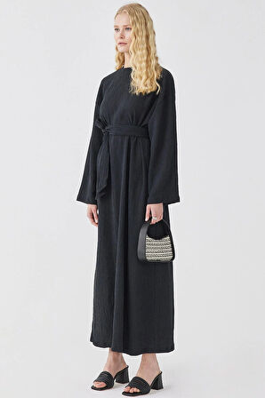 Siyah Geniş Kollu Kuşaklı Dokuma Elbise