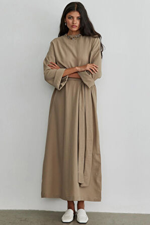 Vizon Geniş Kollu Kuşaklı Dokuma Elbise