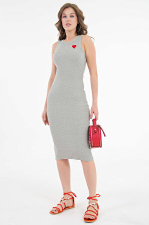 Gri Bisiklet Yaka Kalp Baskılı Fitilli Bodycon Örme Midi Elbise