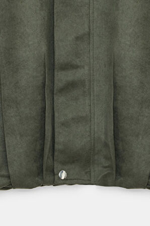 Haki - 40 Kadın Oversize Fermuarlı Pile Detaylı Apoletli Bomber Süet Ceket - Military Chic