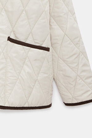 Ekru - 38 Kadın Relax Fit Kadife Yaka Biye Detaylı Kapitone Mont - Heritage