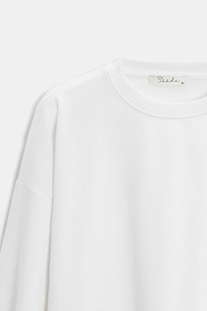 Beyaz - S Kadın Oversize Bisiklet Yaka Basic Casual Sweatshirt