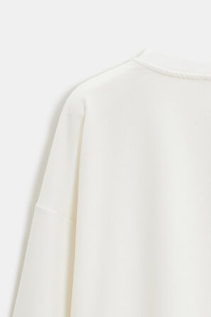 Ekru - M Kadın Oversize Bisiklet Yaka Basic Casual Sweatshirt
