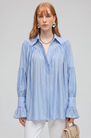 Bebe Mavi Kadın Oversize Büzgülü Düşük Omuz Dokulu Gömlek - Manşet Detaylı