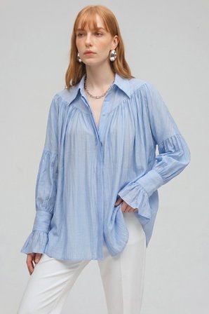 Bebe Mavi Kadın Oversize Büzgülü Düşük Omuz Dokulu Gömlek - Manşet Detaylı