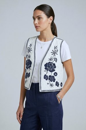 Beyaz Kadın V Yaka Çiçek Nakışlı Dokuma Crop Yelek