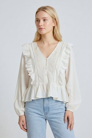 Ekru V Yaka Düğme Detaylı Dantel Şeritli Peplum Bluz