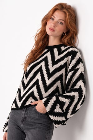 Siyah Zigzag Desenli Oversize Örgü Triko Kazak