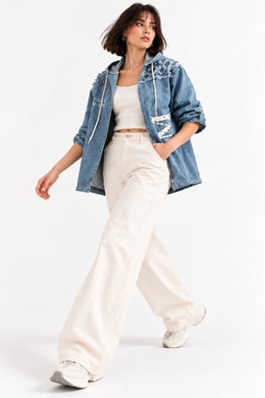 Açık Mavi İnci Detaylı Kapüşonlu Desenli Denim Ceket