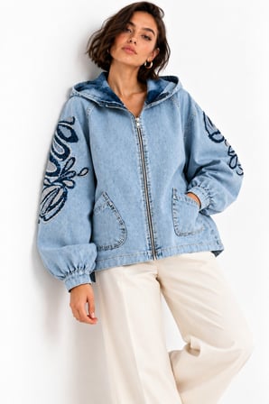 Açık Mavi Kol ve Sırt İşlemeli Kapüşonlu Denim  Ceket