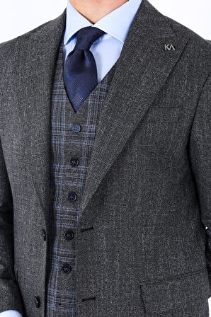 Modern ve Şık Yelekli Erkek Takım Elbise - Slim Fit Viskon Karışımlı