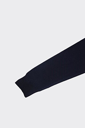 Şıklık ve Konfor Sunan Bisiklet Yaka Triko Erkek Kazak