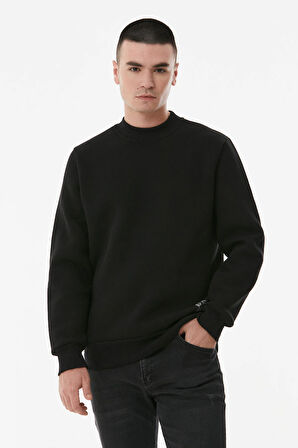 Basic Dik Yaka Sweatshirt