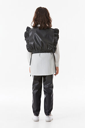 Deri Yandan Bağlamalı Kız Çocuk Takım