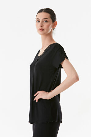Basic V Yaka Dantel Detaylı Pijama Takımı