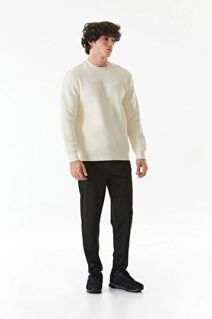 3 İplik Kabartma Baskılı Bisiklet Yaka Sweatshirt