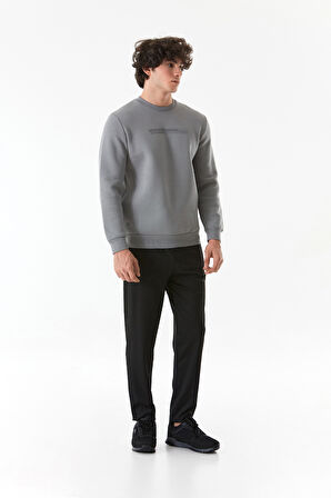 3 İplik Kabartma Baskılı Bisiklet Yaka Sweatshirt