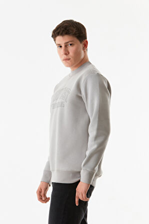 3 İplik Yazı Nakışlı Dik Yaka Sweatshirt