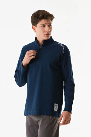 Basic Yarım Fermuarlı Dik Yaka Sweatshirt