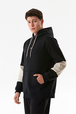 3 İplik Yazı Baskılı Kanguru Cepli Kapüşonlu Sweatshirt