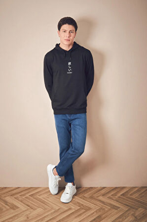 Baskılı Kapüşonlu Kanguru Cepli Sweatshirt