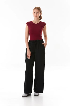 Beli Bağlamalı Yanları Şeritli Wide Leg Jean
