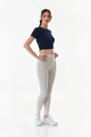 Basic Bisiklet Yaka Crop Tişört