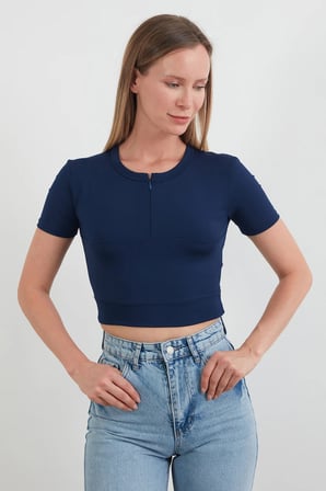 Basic Yarım Fermuarlı Dalgıç Kumaş Crop Tişört