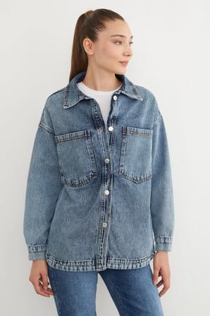 Çift Cepli Düğmeli Oversize Kot Ceket