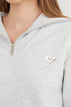 3 İplik Üçgen Metal Armalı Sweatshirt