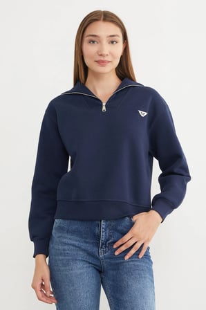 3 İplik Üçgen Metal Armalı Sweatshirt