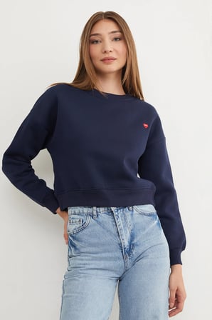 3 İplik Kalp Nakışlı Bisiklet Yaka Sweatshirt