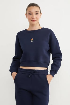 3 İplik Ayıcık Nakışlı Bisiklet Yaka Sweatshirt