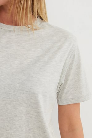 Basic Bisiklet Yaka Tişört