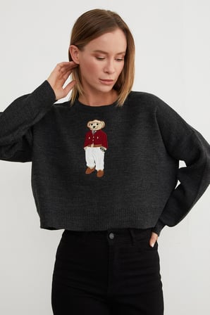 Ayıcık Nakışlı Oversize Crop Kazak
