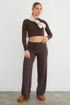 Beli Bağlamalı Bol Paça Modal Pantolon