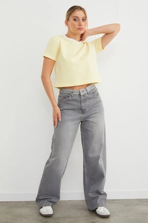 Basic Ribana Yaka Mevsimlik Crop Tişört
