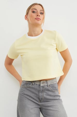 Basic Ribana Yaka Mevsimlik Crop Tişört
