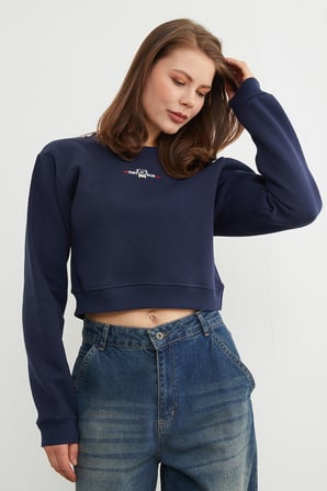3 İplik Ayıcık Nakışlı Crop Sweatshirt