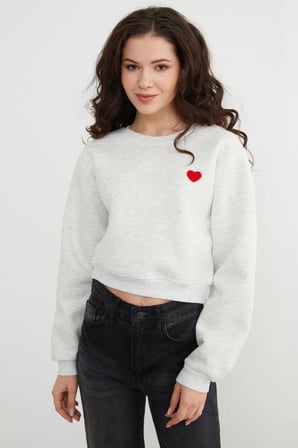 3 İplik Kalp Nakışlı Crop Sweatshirt