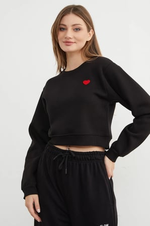 3 İplik Kalp Nakışlı Crop Sweatshirt