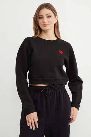 3 İplik Kalp Nakışlı Crop Sweatshirt