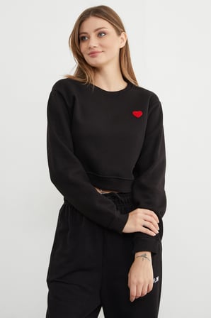 3 İplik Kalp Nakışlı Crop Sweatshirt