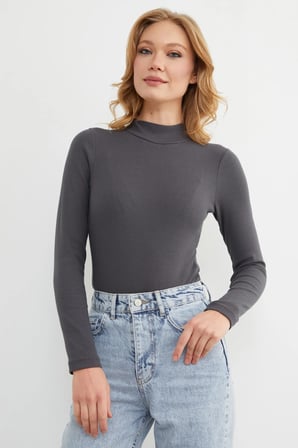 Fitilli Dik Yaka Çıtçıtlı Body